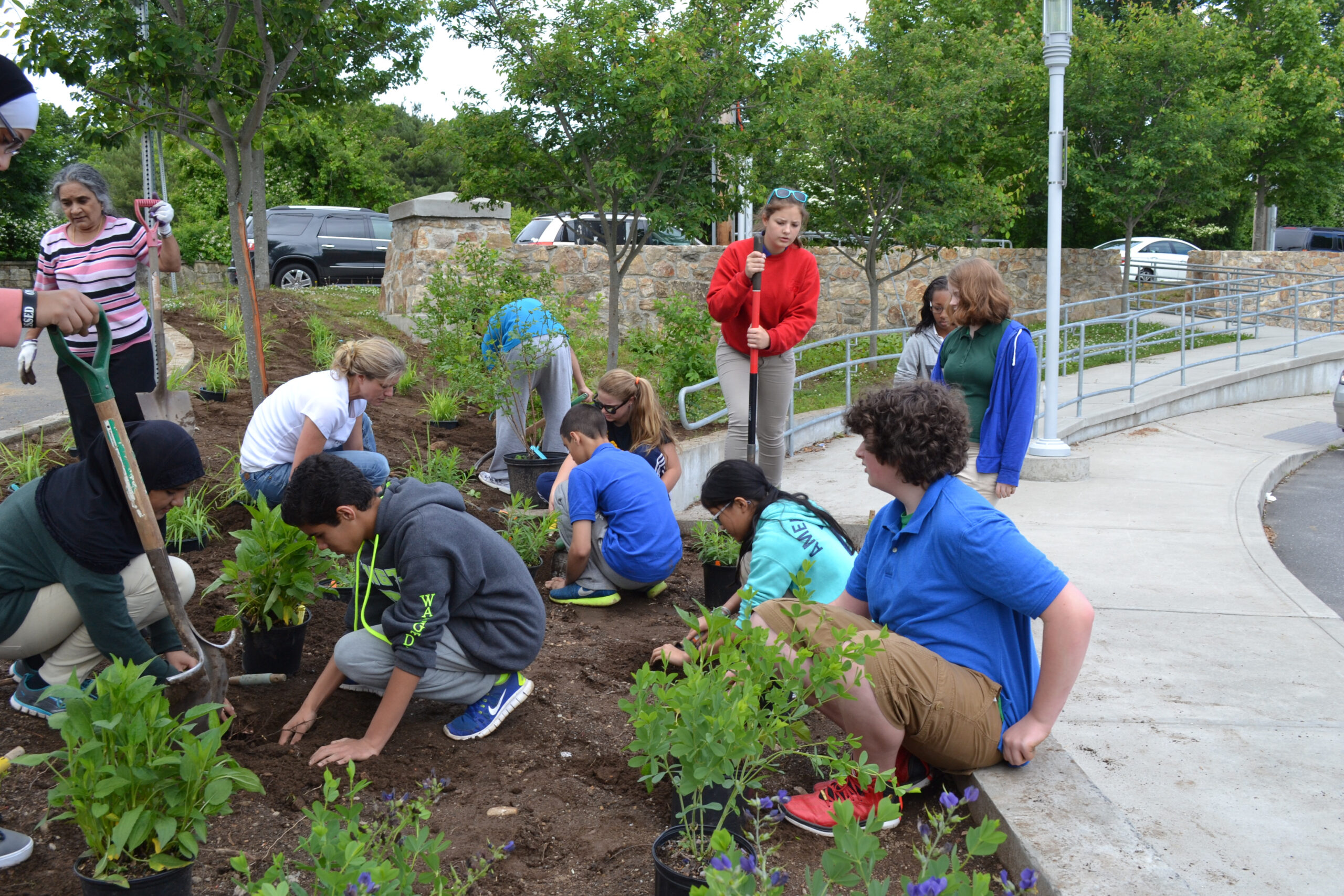 4. Discovery Magnet School 20150605 - 032