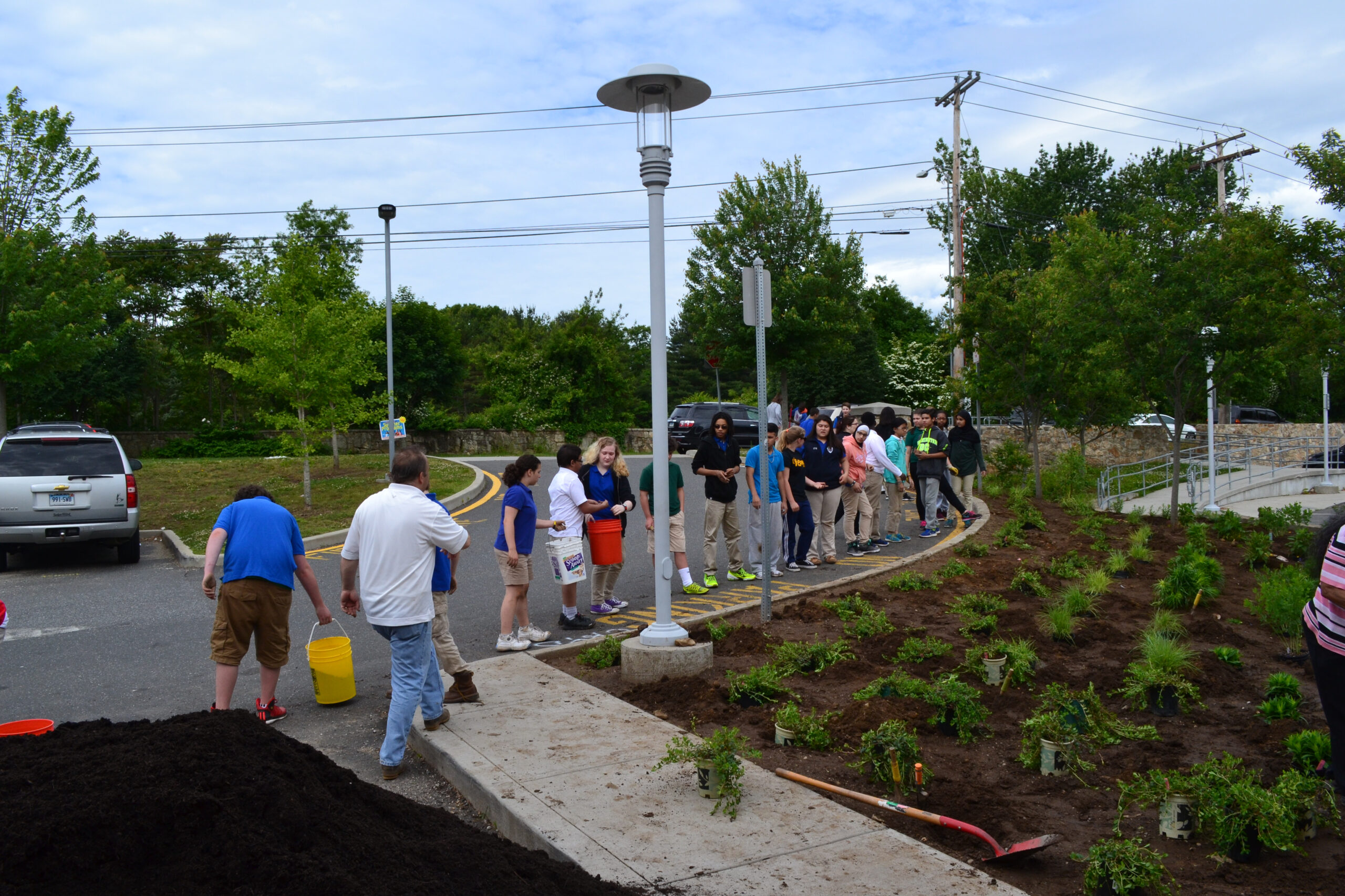 7. Discovery Magnet School 20150605 - 058