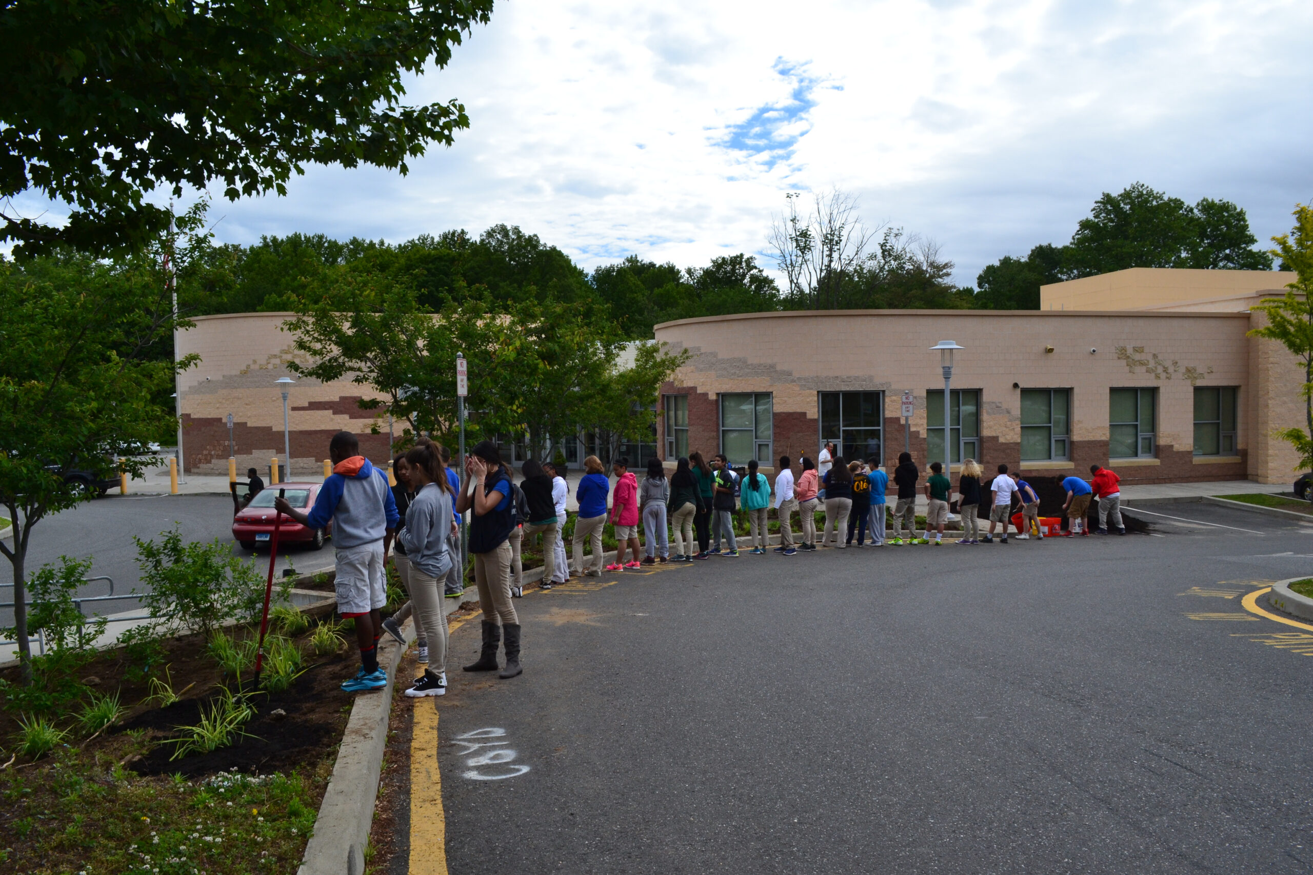 8. Discovery Magnet School 20150605 - 061